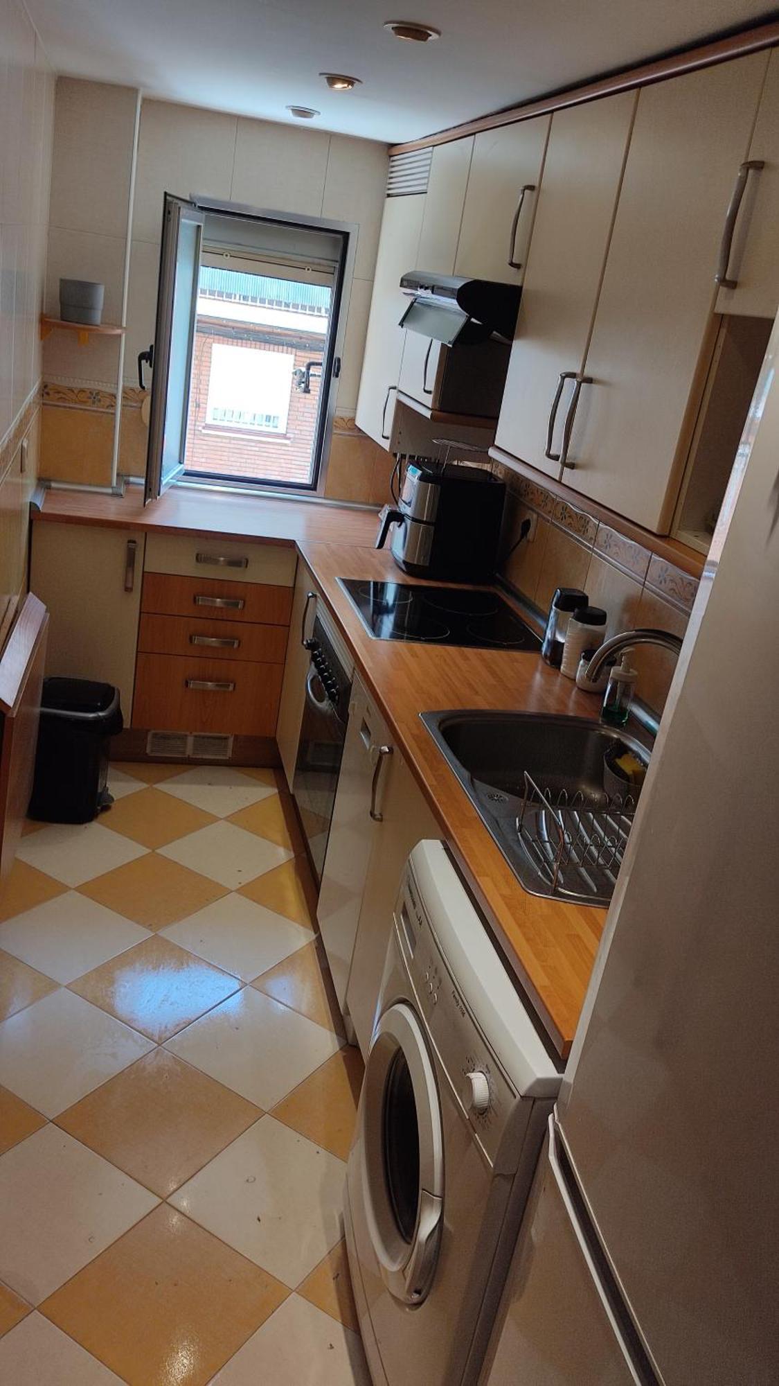 Отель Habitacion Individual Con Bano Y Cocina Compartida Мадрид Экстерьер фото